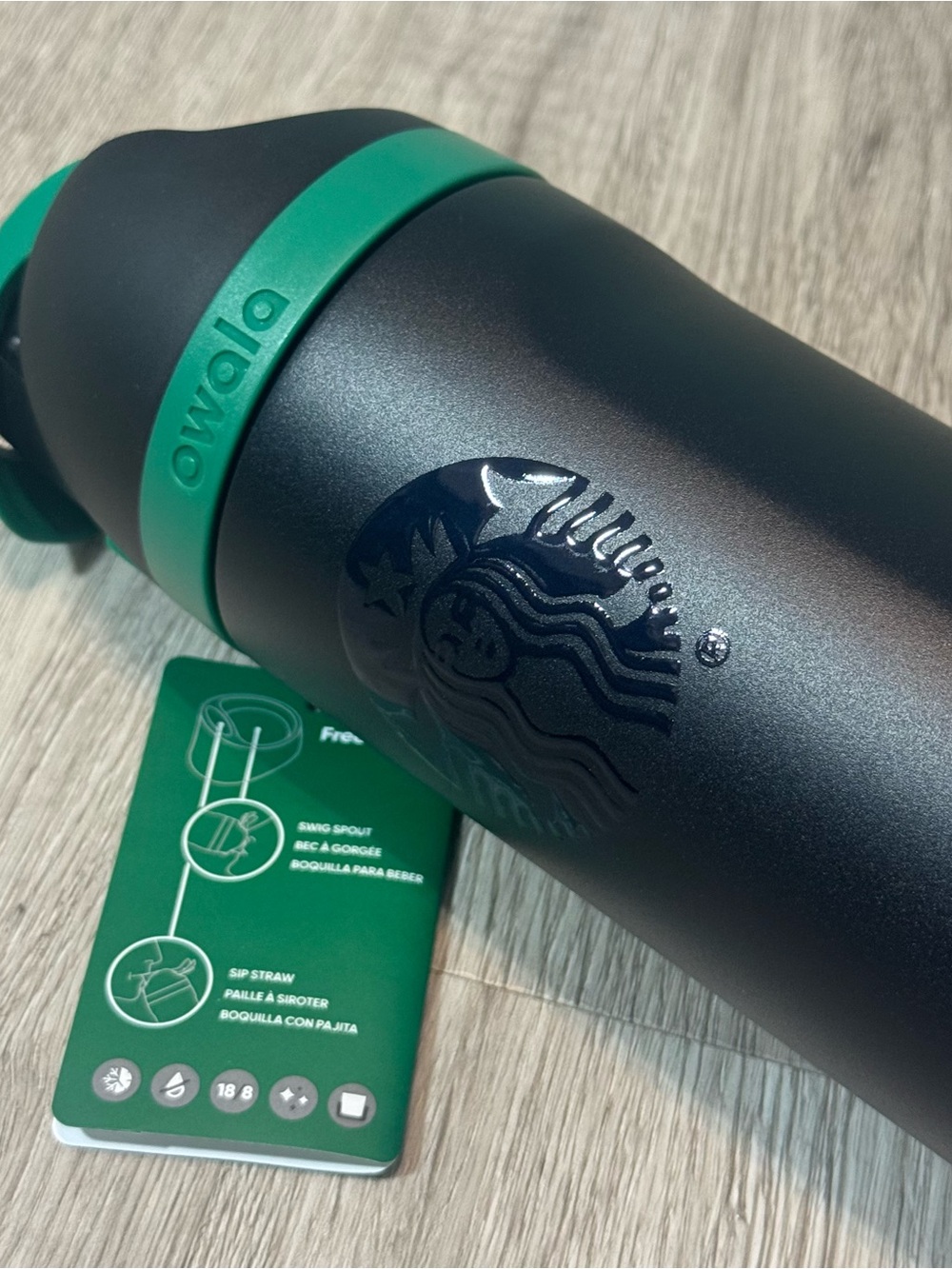 Starbucks x Owala FreeSip Black Water Bottle - Picture 5 of 6